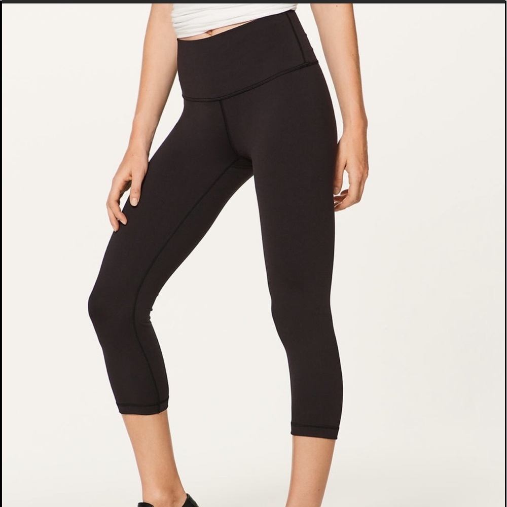 Lululemon cropped leggings standard size 2